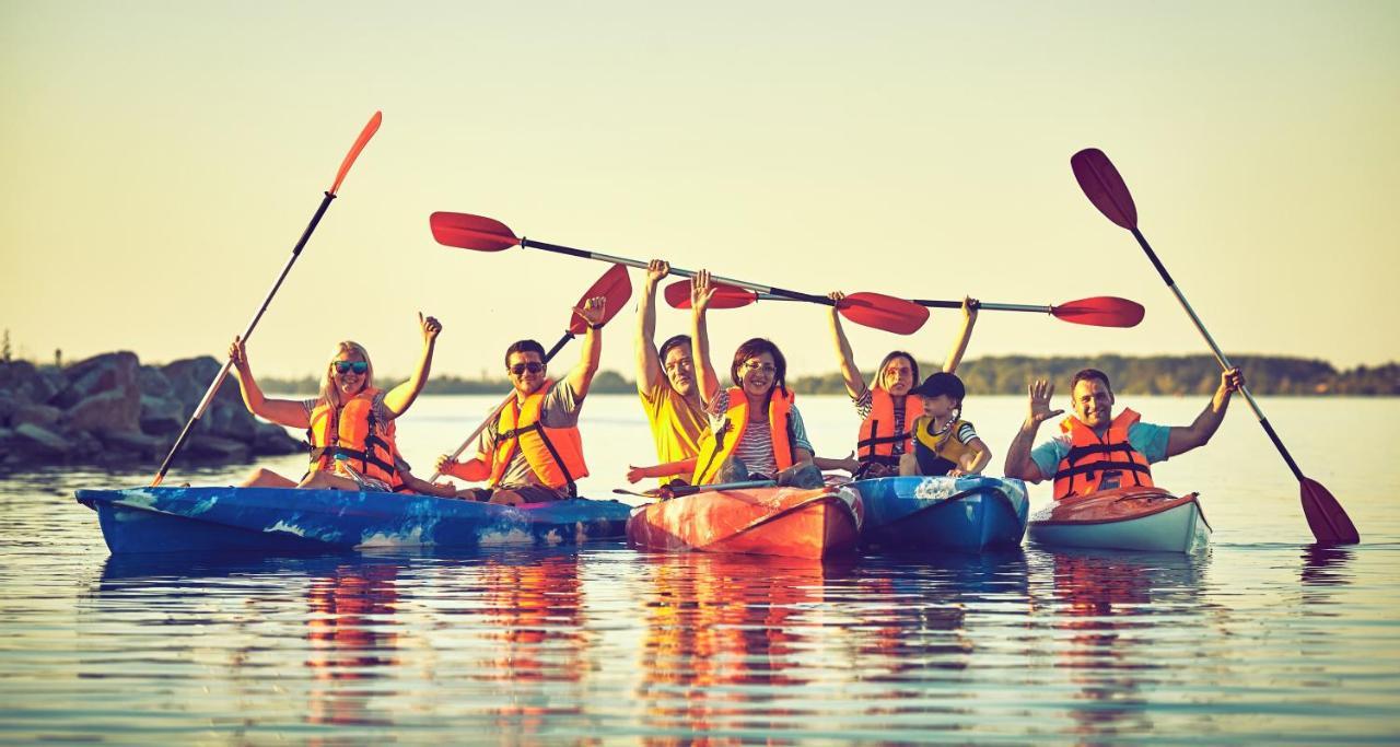 Yachtsman Lodge & Marina ケネバンクポート エクステリア 写真