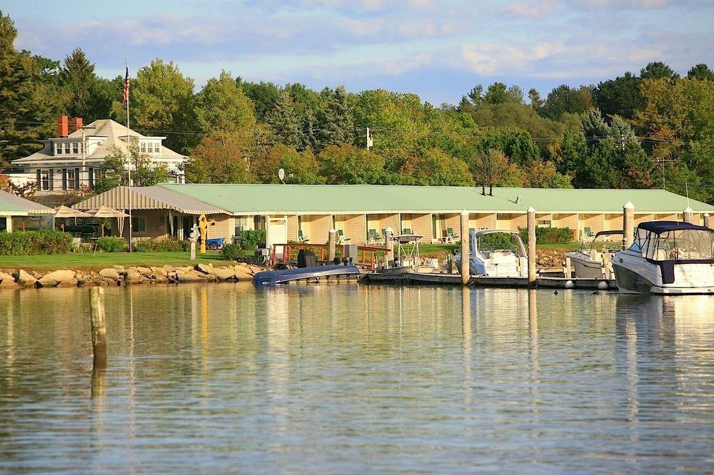 Yachtsman Lodge & Marina ケネバンクポート エクステリア 写真